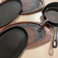 鉄板、スキレットの画像