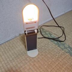 💡小さなライト読書灯等に最適です。の画像