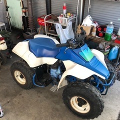 スズキ　lt80 バギー　ツースト80cc クアッドスポーツ
