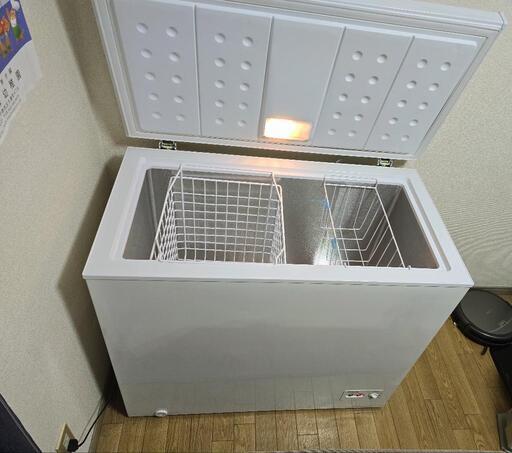 冷凍庫 上開き 198L 　2021年製 freezer  フリーザー