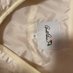 シンプルで可愛いブルゾン　ジャンパー　の画像