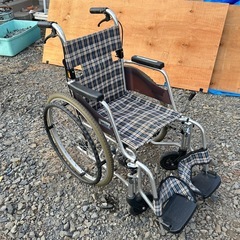 ＭＩＫＩ　ミキ ノーパンクタイヤ 車椅子 介護 福祉用具　手押し