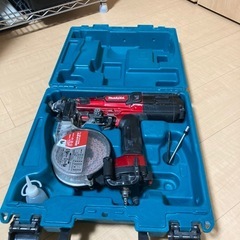 makita AR411H 高圧ビス打ち機の画像