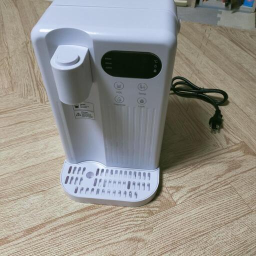 値下げ　卓上ウォーターサーバー