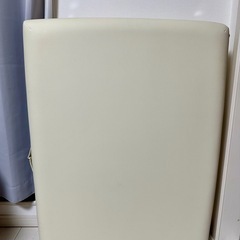 施術ベッド　エステ　リラク