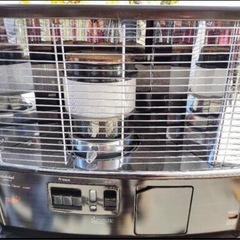 🉐超美品！！早い者勝ち　石油ストーブ　替え芯付き　トヨトミ 