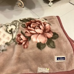 Nウォーム毛布と厚手の毛布