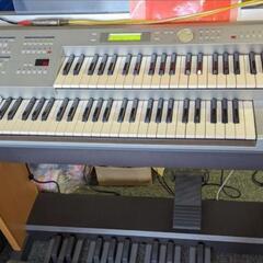 YAMAHA ELB01