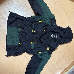 ノースフェイス　セットアップ　スキーウェア12/29まで取引でき...