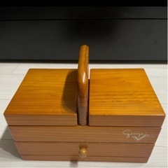 木製ソーイングBOXの画像