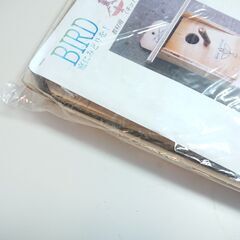 ②未使用　BIRD HOUSE　シンプル　ビニール梱包未開封　長期保管品　餌台 バードフィーダー　巣箱 バードハウス　野鳥観察　庭にみどりを！　庭に野鳥を呼ぼう！　教材用（キット）　エサやり　エクステリア　インテリアの画像