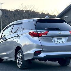 シャトル★希少4WD★美品ハイブリッド【ホンダセンシング】車検R7年12月迄・自動ブレーキ・車間制御クルコン・レーン維持・先行車発信通知…相談可の画像