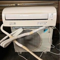 冬は暖かく夏はとても涼しい12畳用ルームエアコン??