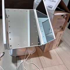 ニトリ LED3面テーブルミラー