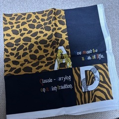 #3412 アダバット　adabat ハンカチ　アニマル柄の画像