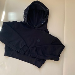 極美品！本物保証☆MONCLER Cropped パーカー S 黒