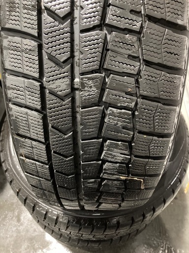 ｽﾀｯﾄﾞﾚｽﾀｲﾔ(ﾎｲｰﾙなし)215/55R17