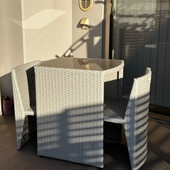 ガーデンテーブルセット ラタン調 3点セット (座椅子クッション付き)の画像