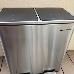 右側開きません　ごみ箱の画像