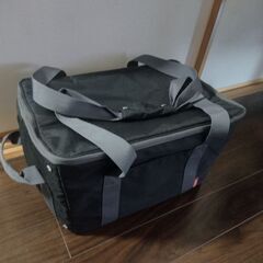 新品同様サーモス保冷バック