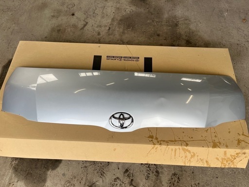 ハイエースワイド