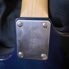 フジゲン　富士弦楽器　ギター　ムスタング型の画像