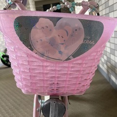16インチ子供用自転車の画像