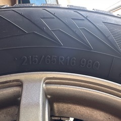 スタッドレスタイヤ（４本） の画像