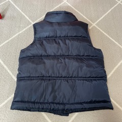 ベビーギャップ　ダウンベスト　90の画像