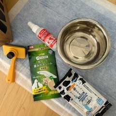 【犬用飼育セット】トイレシート、しつけスプレーなど　(中型犬で使用しておりました)の画像