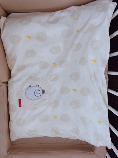 赤ちゃん用品、ベビーベッド
