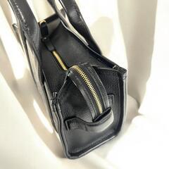 MARC JACOBS マークジェイコブス レザー ミニ トートバッグの画像