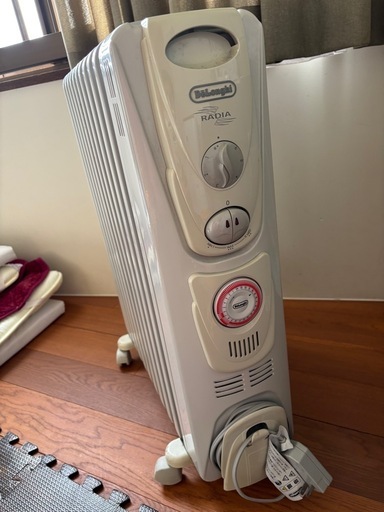 デロンギ　オイルヒーター