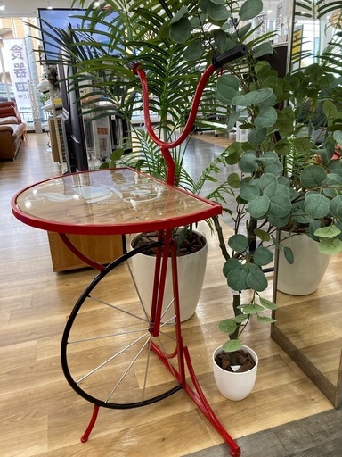 【トレファク高槻店】取りに来れる方限定！自転車モチーフのサイドテーブルの紹介です！