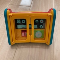 知育玩具　7ヶ月〜　指先の知育