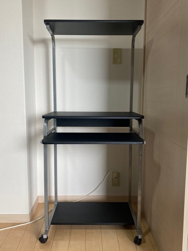 ほぼ新品　パソコンラック　パソコンデスク\n　PCラック