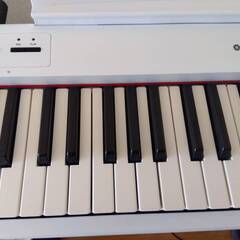 YAMAHA 電子キーボード piaggero ホワイト NP-12WHの画像