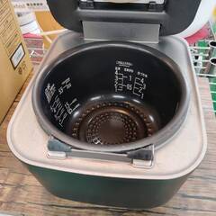 【愛品倶楽部柏店】日立 2021年製 圧力＆スチームIH炊飯器 RZ-W100DM 沸騰鉄釜 ふっくら御膳の画像