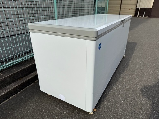 美品　ジェーシーエム　JCM　業務用　冷凍庫　フリーザー　５４２L　キャスター付き　２０２２年製　JCMC-556