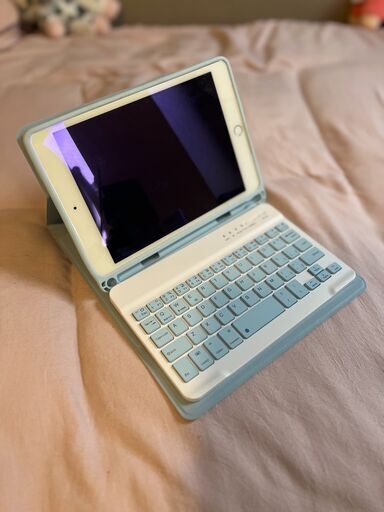 iPad 4 + キーボードケースセット