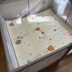 ベビーサークルの画像