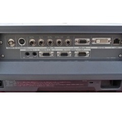 【ジャンク】部品取りなど。4000lm 液晶プロジェクターの画像
