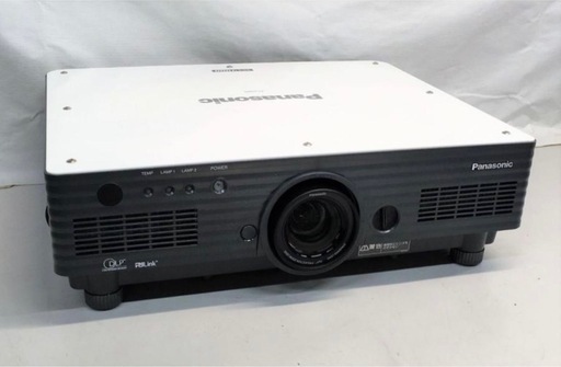 【ジャンク】部品取りなど。4000lm 液晶プロジェクター