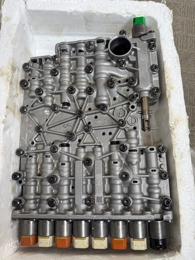 BMW JEEP 2.0L 3.0L用 8HP45 8HP55 8HP90 トランスミッション バルブ本体 8速