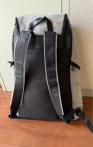 新品MILLETのレザーリュックサック