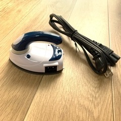 【決定しました】ドウシシャ　ミニアイロン（ほぼ未使用）