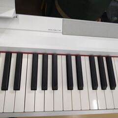 【C599】電子ピアノ  ヤマハ  P-105  2014の画像