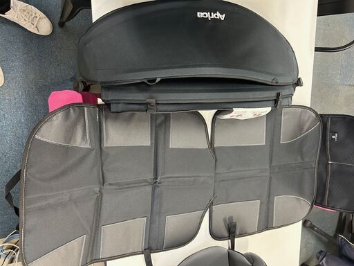美品　APRICA　ﾁｬｲﾙﾄﾞｼｰﾄ　ﾃﾞｨｱﾀｰﾝﾌﾟﾗｽﾌﾟﾚﾐｱﾑ