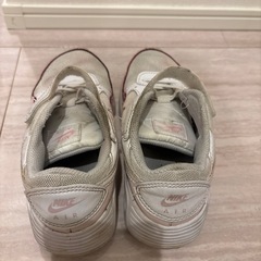 NIKE スニーカー　19センチの画像