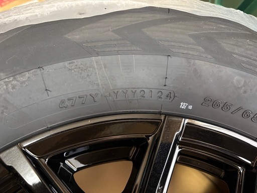後期プラド　スタッドレスタイヤ　ホイール付き　265/65r17